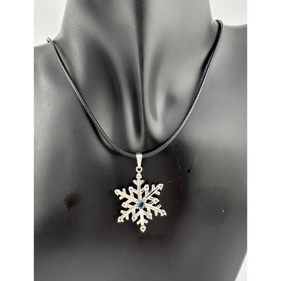 London Blue Topaz Fun and Festive Snowflake Necklace - Picture 9 of 13